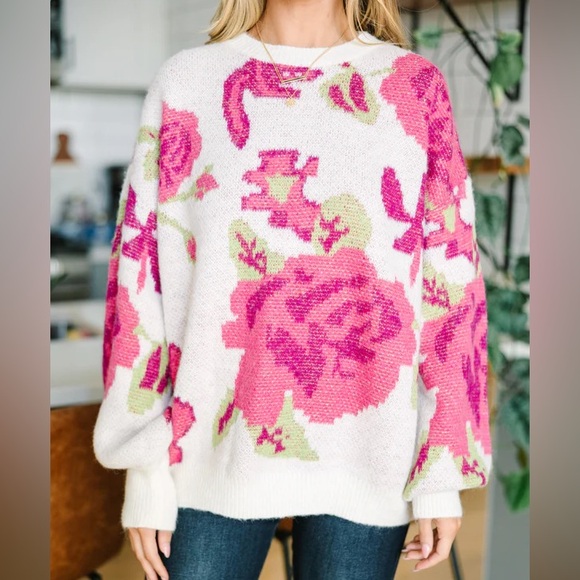 1.4.3. Story by Line Up Sweaters - 143 Story by Lineup - cream floral sweater- size small oversized